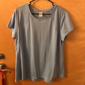 NWOT Performance Work Out Activewear T-shirt