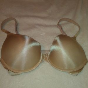 SOLD**  3 for $25. Victoria's Secret bras size 34D