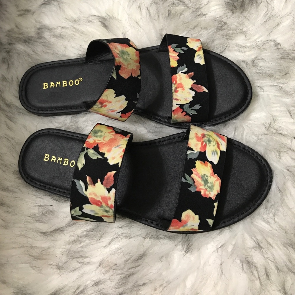 Brand New Bamboo Floral Sandals