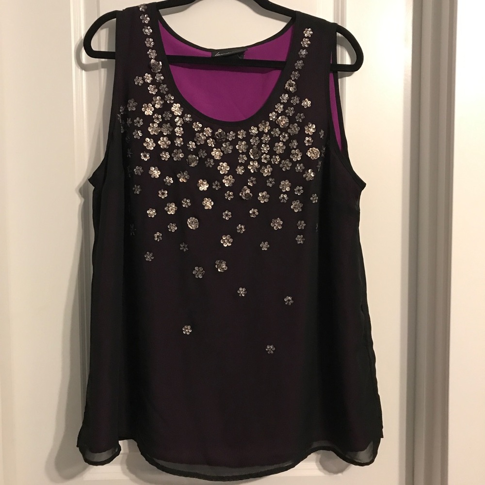 Sleeveless blouse