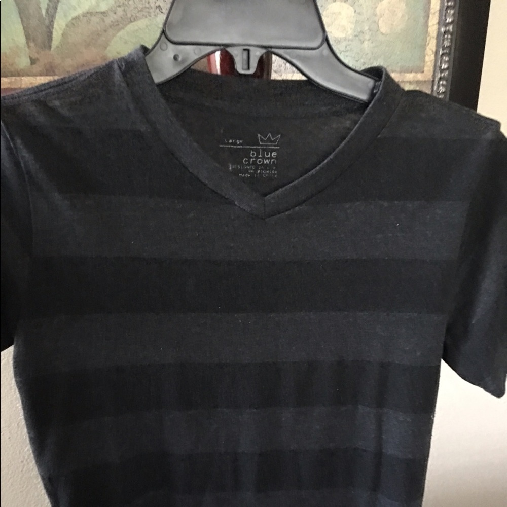 Boys t shirt black and grey striped short sleeves