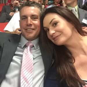 Meet your Posher, Estelle