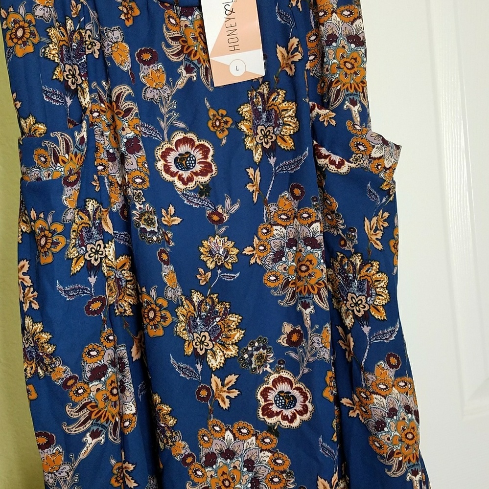 Honey and lace mirimar skirt nwt