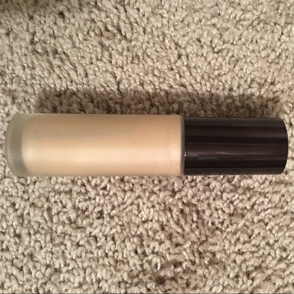 BECCA Backlight Priming Filter