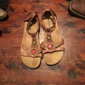 Women's size 7 sandals