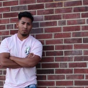 Meet your Posher, Luis