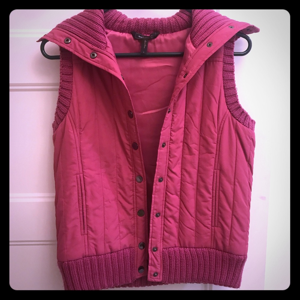 BCBG fuchsia vest only worn once!