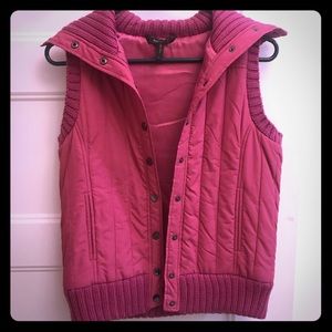 BCBG fuchsia vest only worn once!