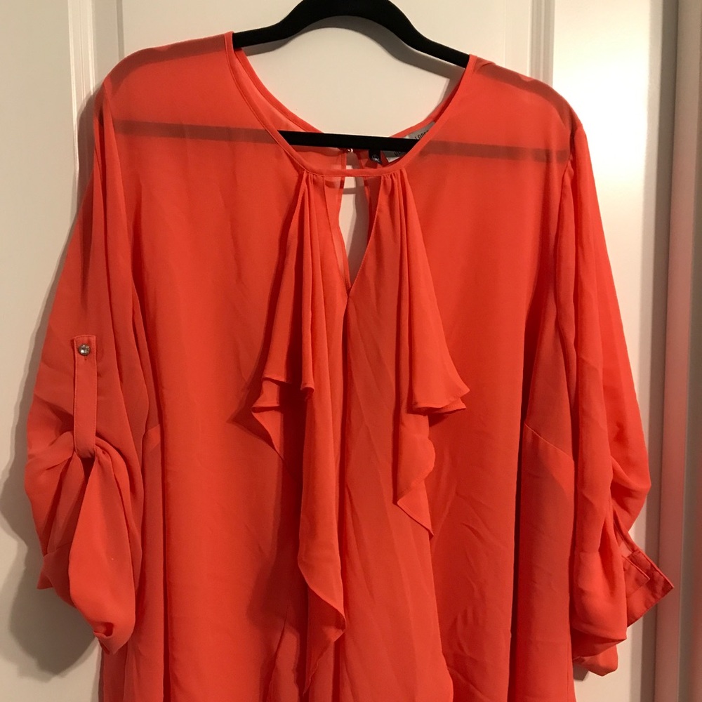 Coral Jennifer Lopez blouse
