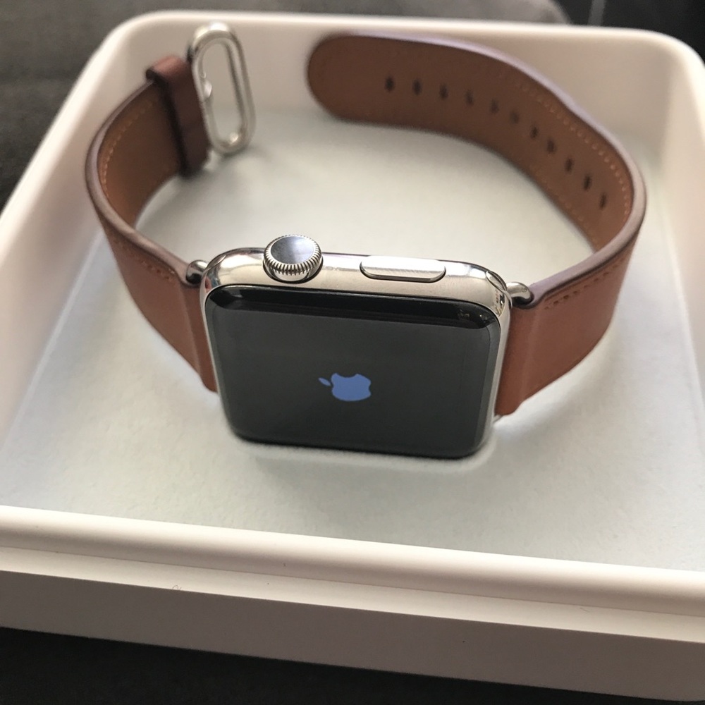 Stainless steel Apple Watch series 2, iOS 4