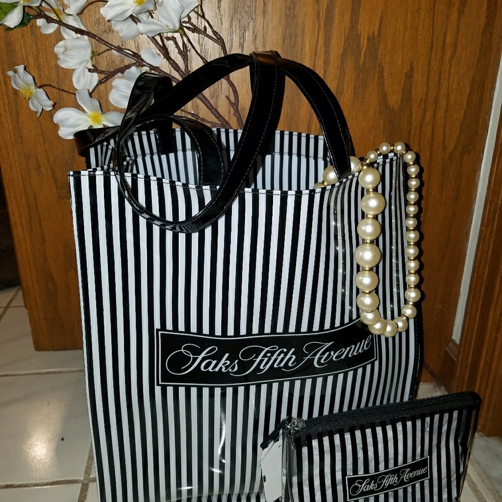 Saks fifth Avenue tote bag and cosmetic case