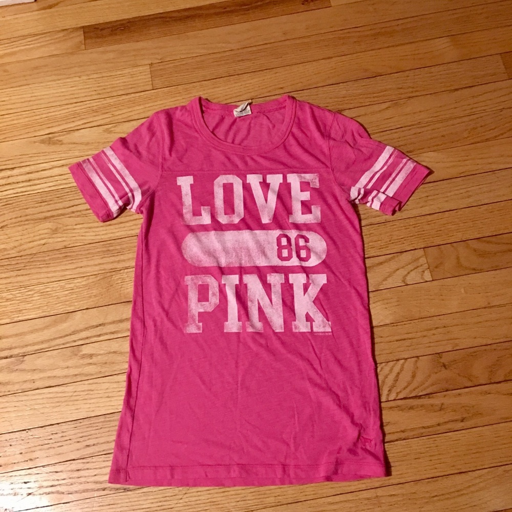 VS PINK t-shirt