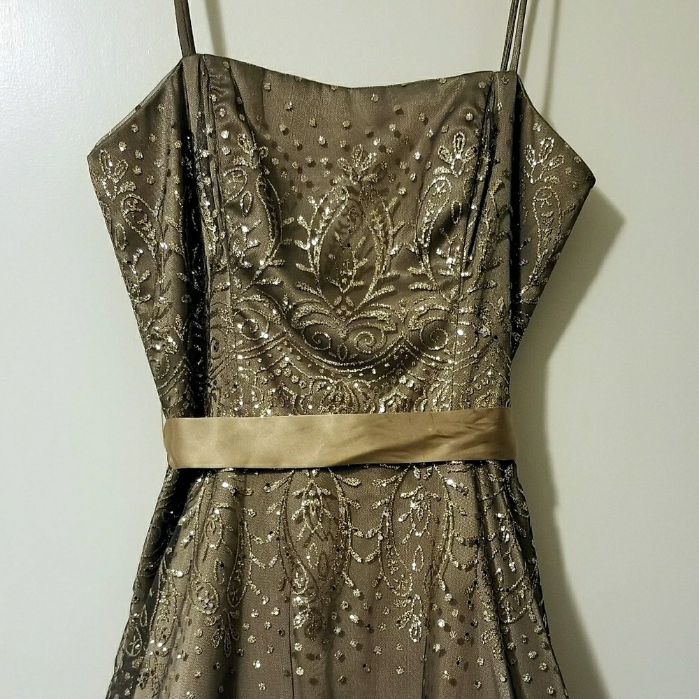 Gold/Tan Prom/Homecoming Dress - Formal Short