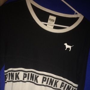 Cute VS Pink shirt!!