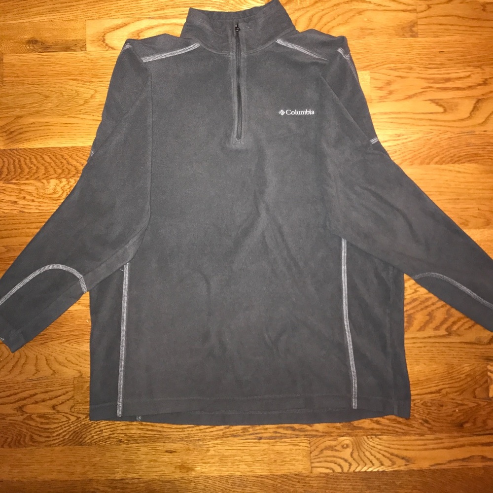 Columbia Pull-over.