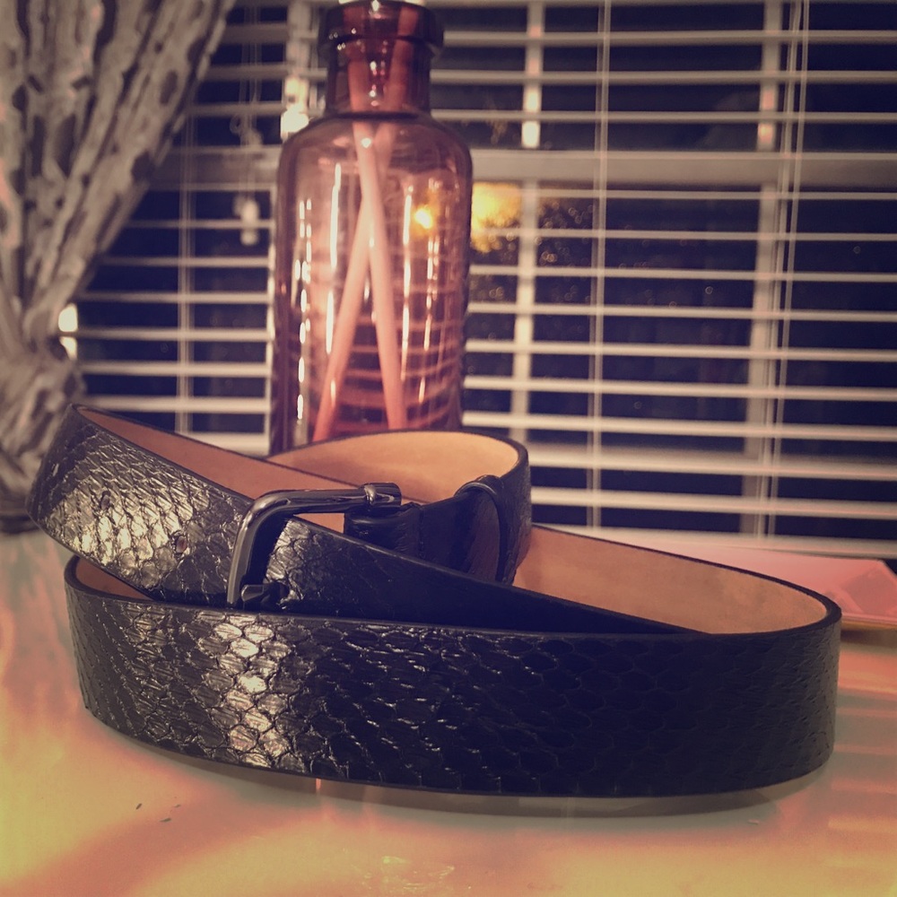 Ann Taylor Back Genuine Leather Belt