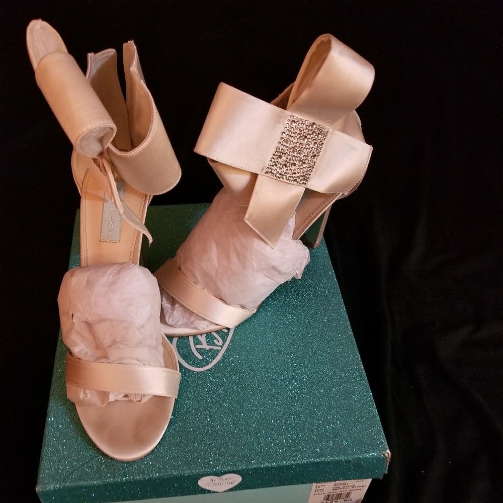 Ivory Dress Sandal