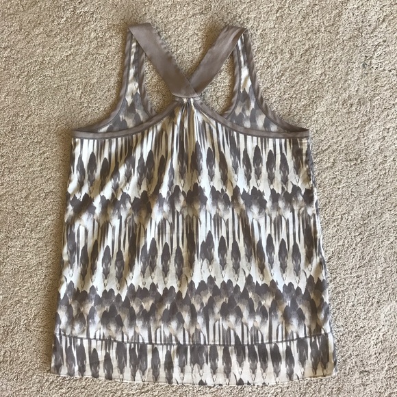 ❤️Express flowy razorback tank. Sz. S - Picture 4 of 5