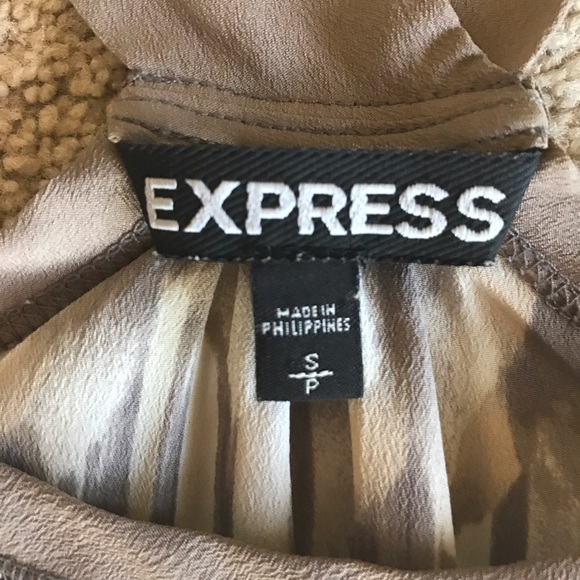 ❤️Express flowy razorback tank. Sz. S - Picture 5 of 5