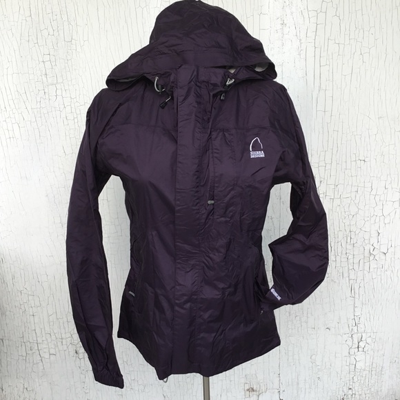 Sierra Designs Jackets & Blazers - SIERRA DESIGNS ☔️Rain☔️ Jacket