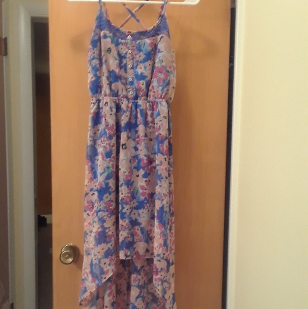 Gorgeous floral print strappy dress