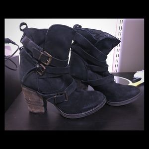 Steve Madden, booties. Gently used.