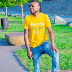 Meet your Posher, Christopher