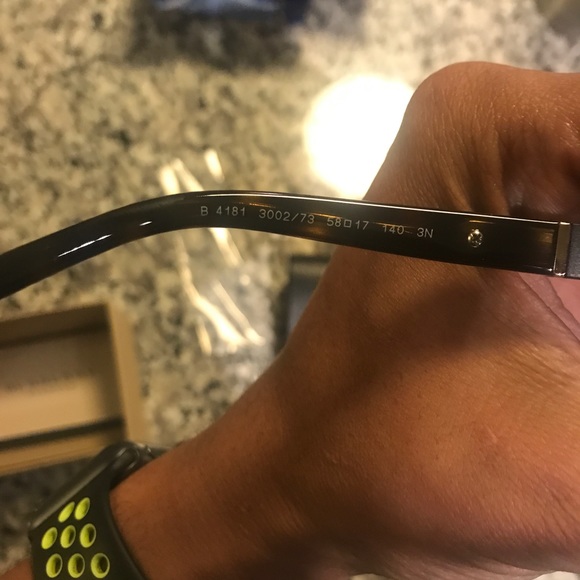 BRAND NEW - BURBERRY SUNGLASSES