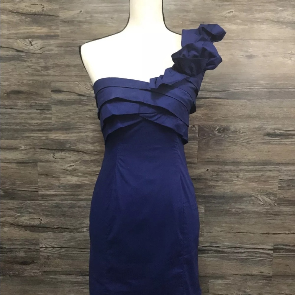 Miss Minuet One Shoulder Dress Blue size Small