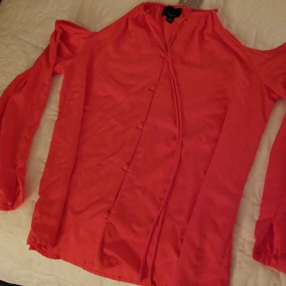 Open shoulder light weight top.