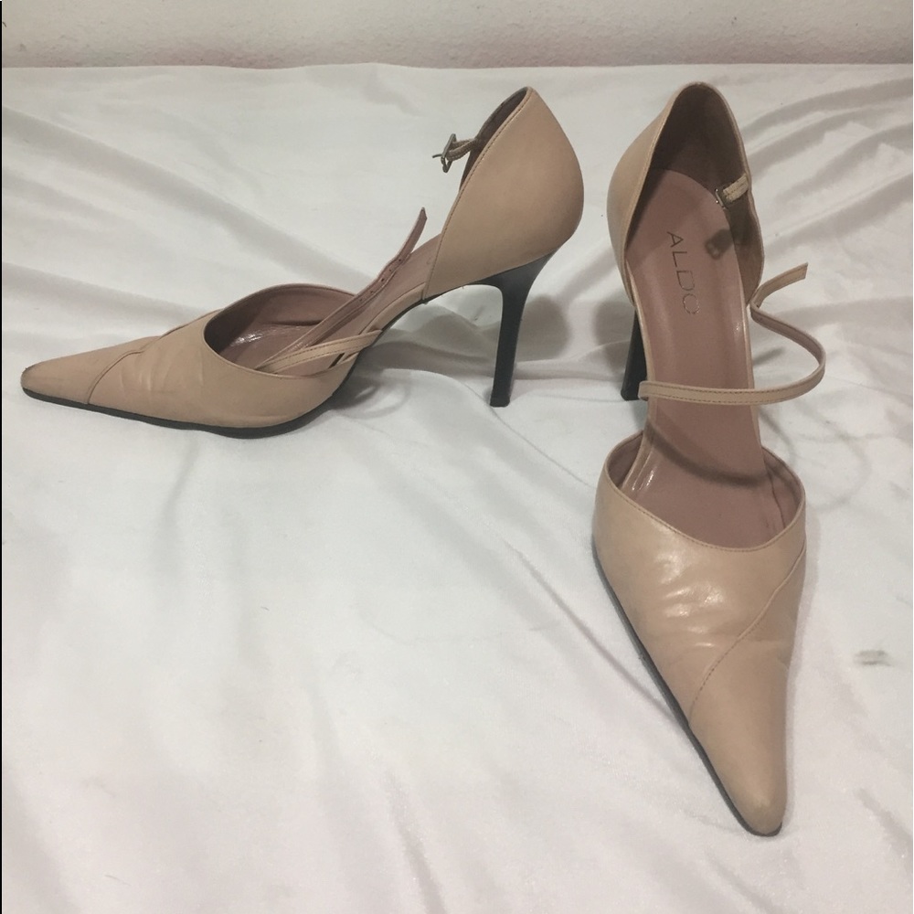 Nude Aldo Pointed Toe Heels