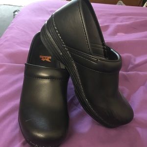 DANSKO XP work clogs *worn once*