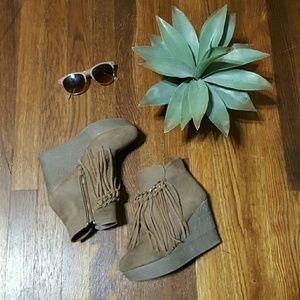 Brown frindge booties