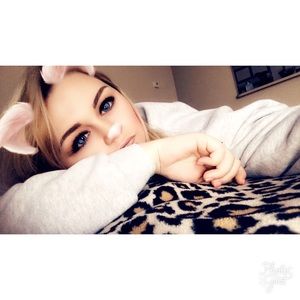 Meet your Posher, Molly