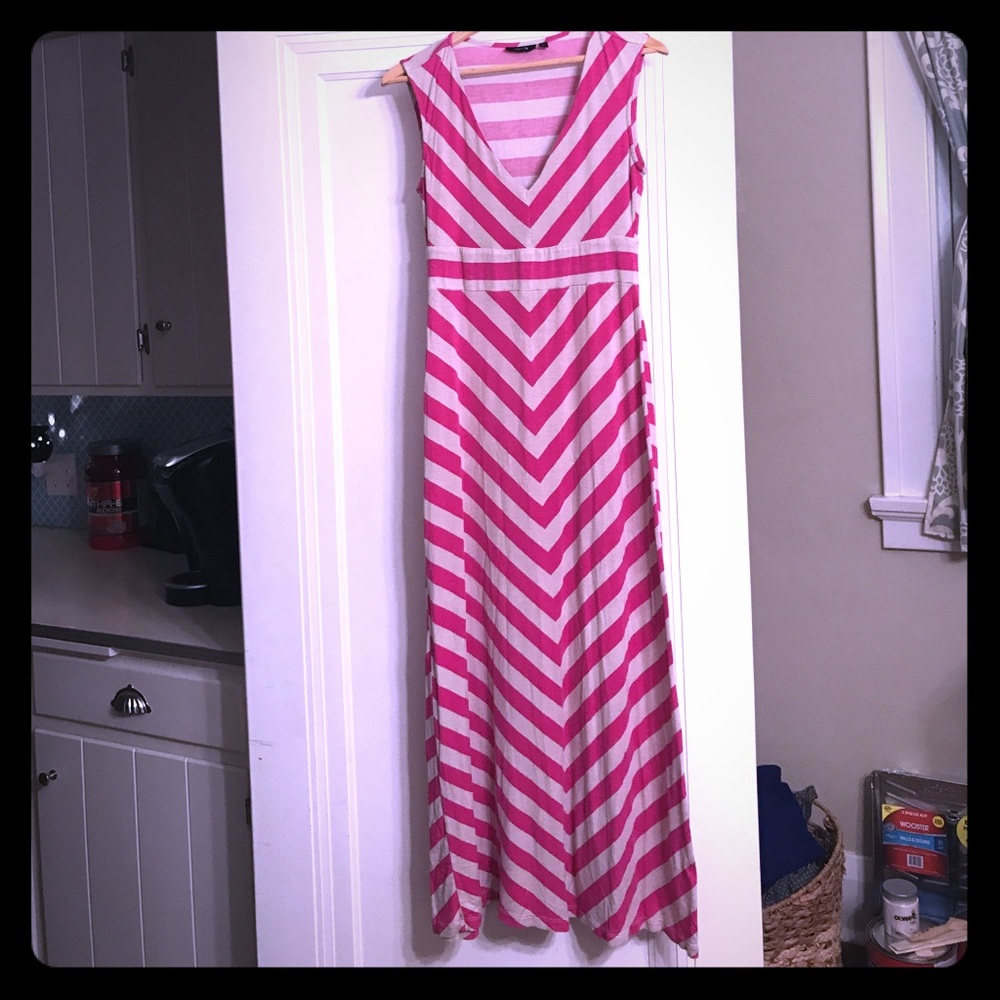 Apt. 9 maxi dress, size s