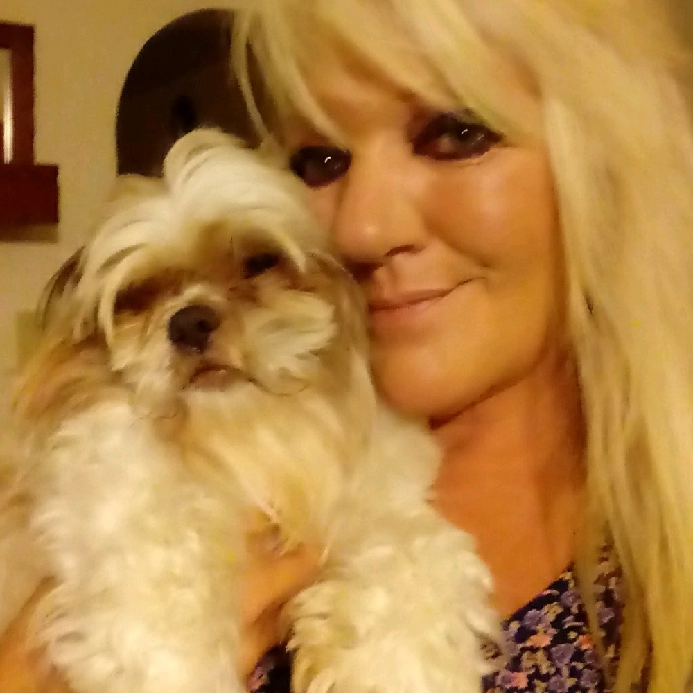 Meet your Posher, Pam