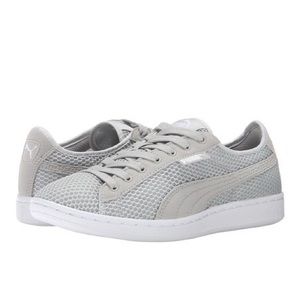 Puma mesh lace up sneakers vikky grey size 9