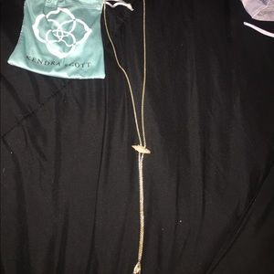 Kendra Scott necklace