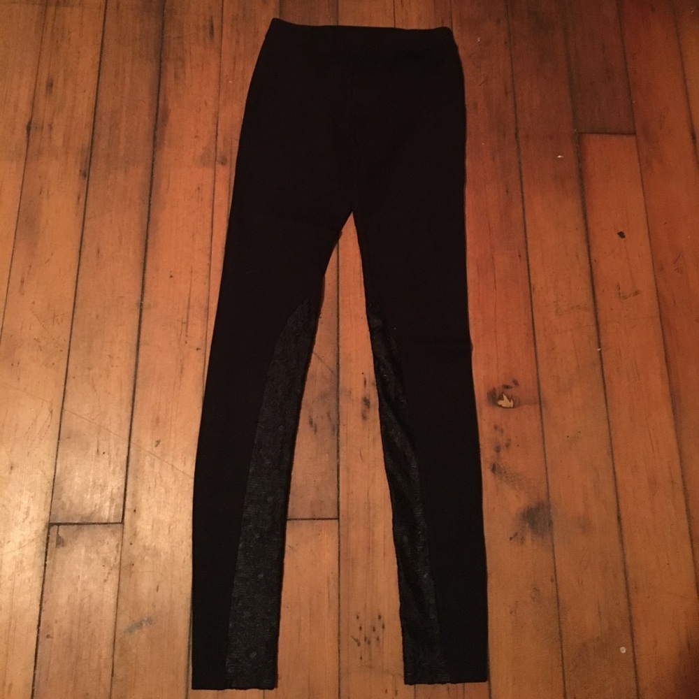 Black Leguins olmost new GUESS