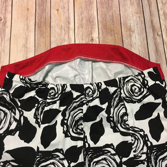 Floral Tube Top - Picture 6 of 8