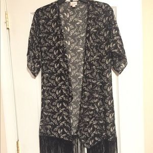 Lularoe Monroe Kimono