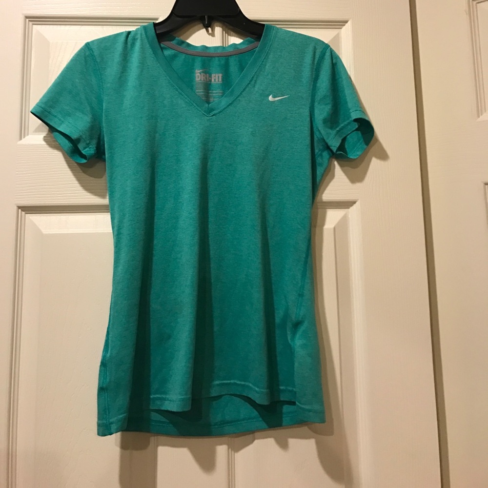 Teal Nike dri-fit shirt!