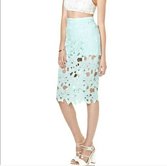 Nasty Gal Selene Lace Skirt size M - Picture 2 of 7