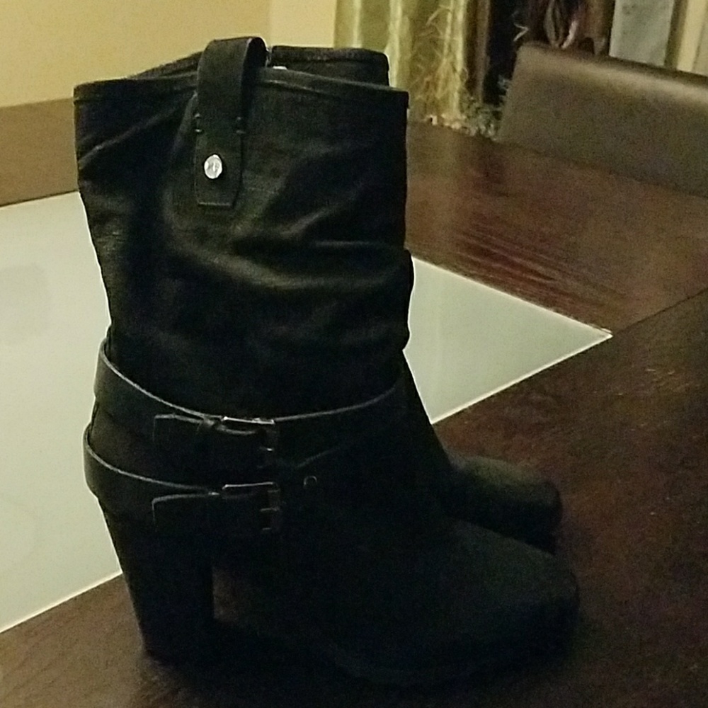 Black Boots