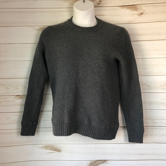 Banana Republic black label•sweater • size L - Picture 1 of 5