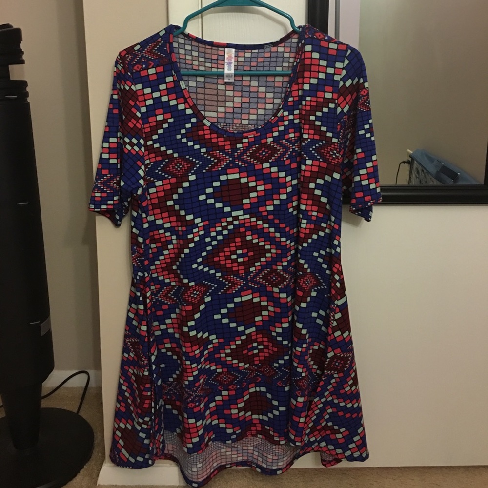 Lularoe Perfect Tee