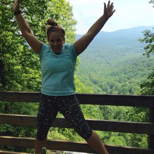 Meet your Posher, Leila