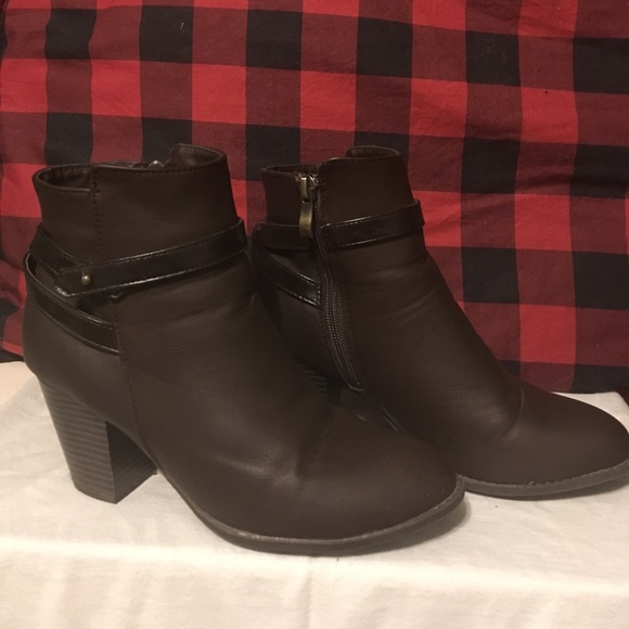 Shoes - Cute Ankle Booties,Perfect for Fall! HostPick 9/18