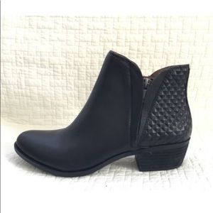Lucky Brand Brenon Ankle Boots