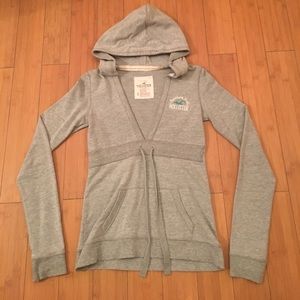 🌴 Hollister Pullover Sweatshirt 🌴